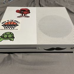 Xbox One S