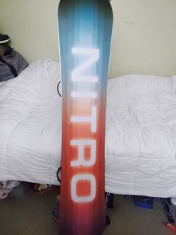 NITRO team snowboard 2025 155cm
