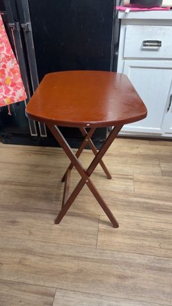 Wooden Folding Tray Table
