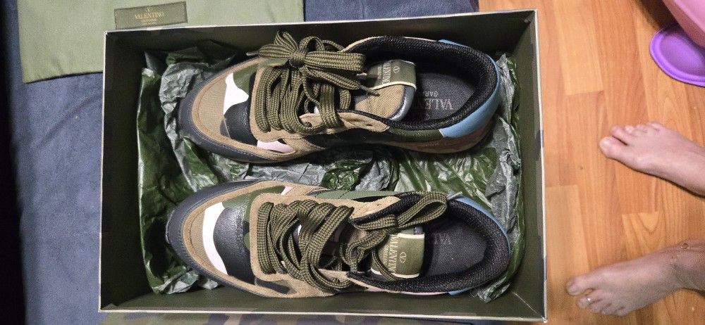 Valentino Camo Leather Smeakers