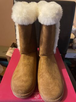 Chestnut Color Boots Size 10
