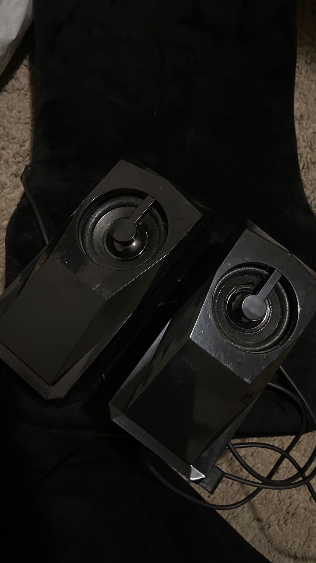 speakers