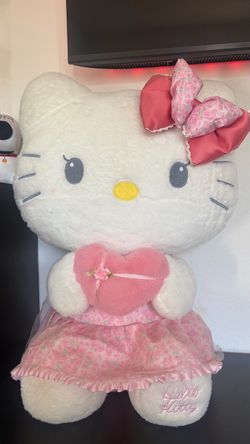 hello kitty plushie