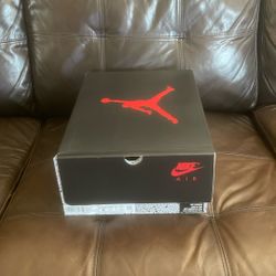 Jordan 5 Fire Red 