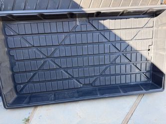 Grow trays