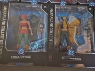 Macfarlane collector edition hawk girl