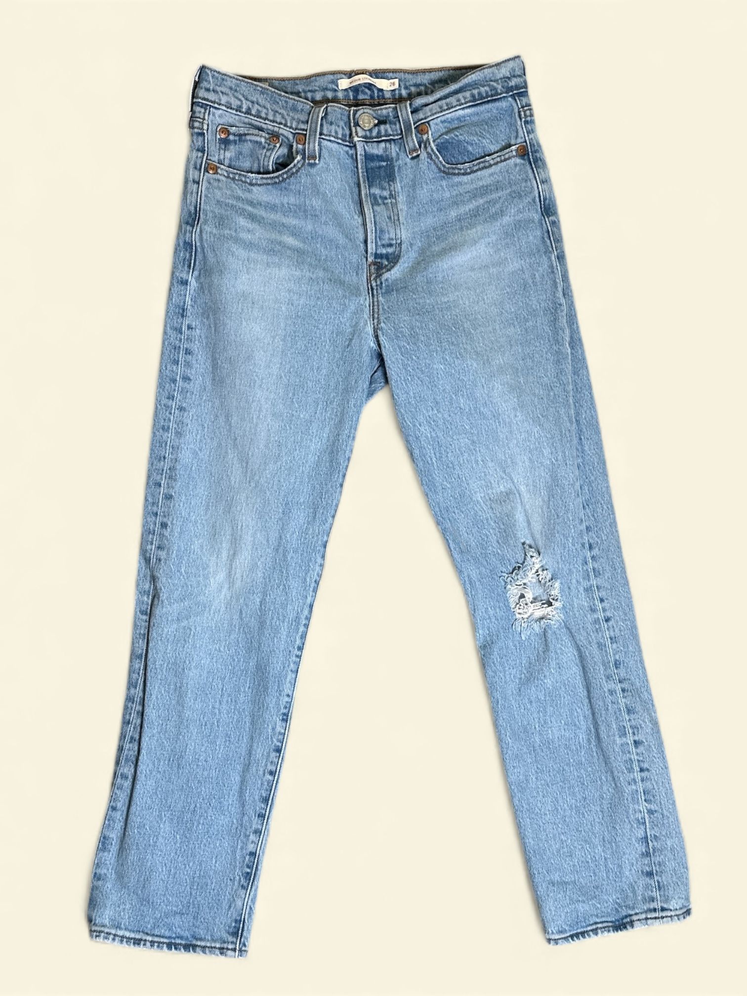 Levi's Women's Premium Wedgie Straight Jeans, Blue Size 26