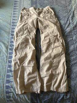 H&M Women’s Wide Leg Cargo Pants 