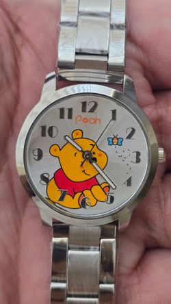 NEW BOYS..GIRLS...WOMEN'S...POOH WATCH