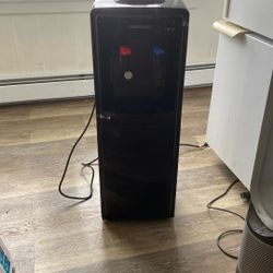 Water Dispenser 
