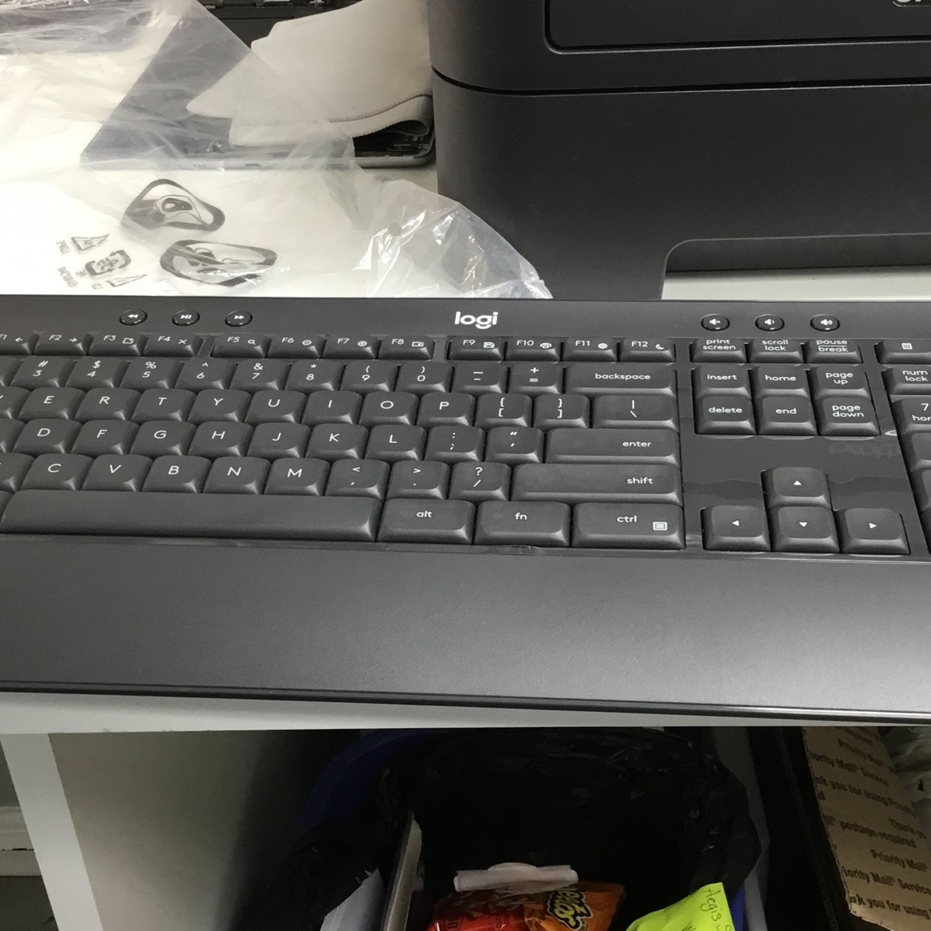 Logitech Advanced Wireless Keyboard