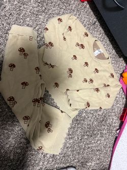 5T mushroom outfit