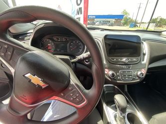2022 Chevrolet Malibu Thumbnail