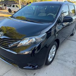 2013 Toyota Sienna