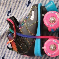 Size  J10 Kids Skates Brand New In Box