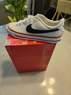 New Nike Court Legacy 6y, 7.5w