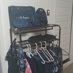 86 Item LOT Of Woman's Clothing w/ NEW Matching Purses Plus SIZES XL 1XL, 14,16 + Others