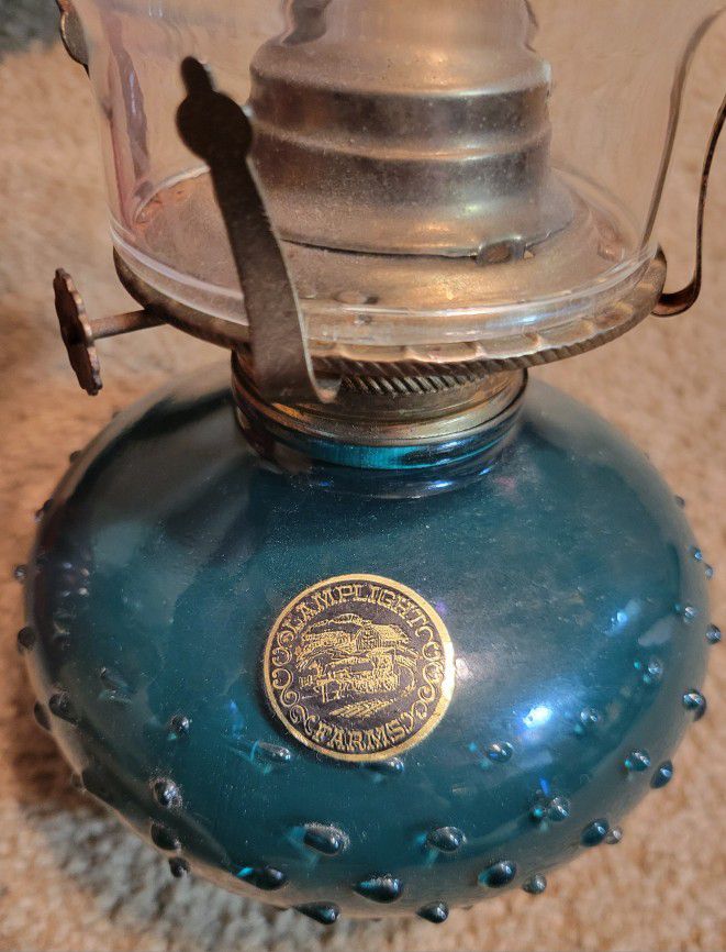 VINTAGE BLUE OPAQUE HOBNAIL ALADDIN OIL LAMP 14.5"

