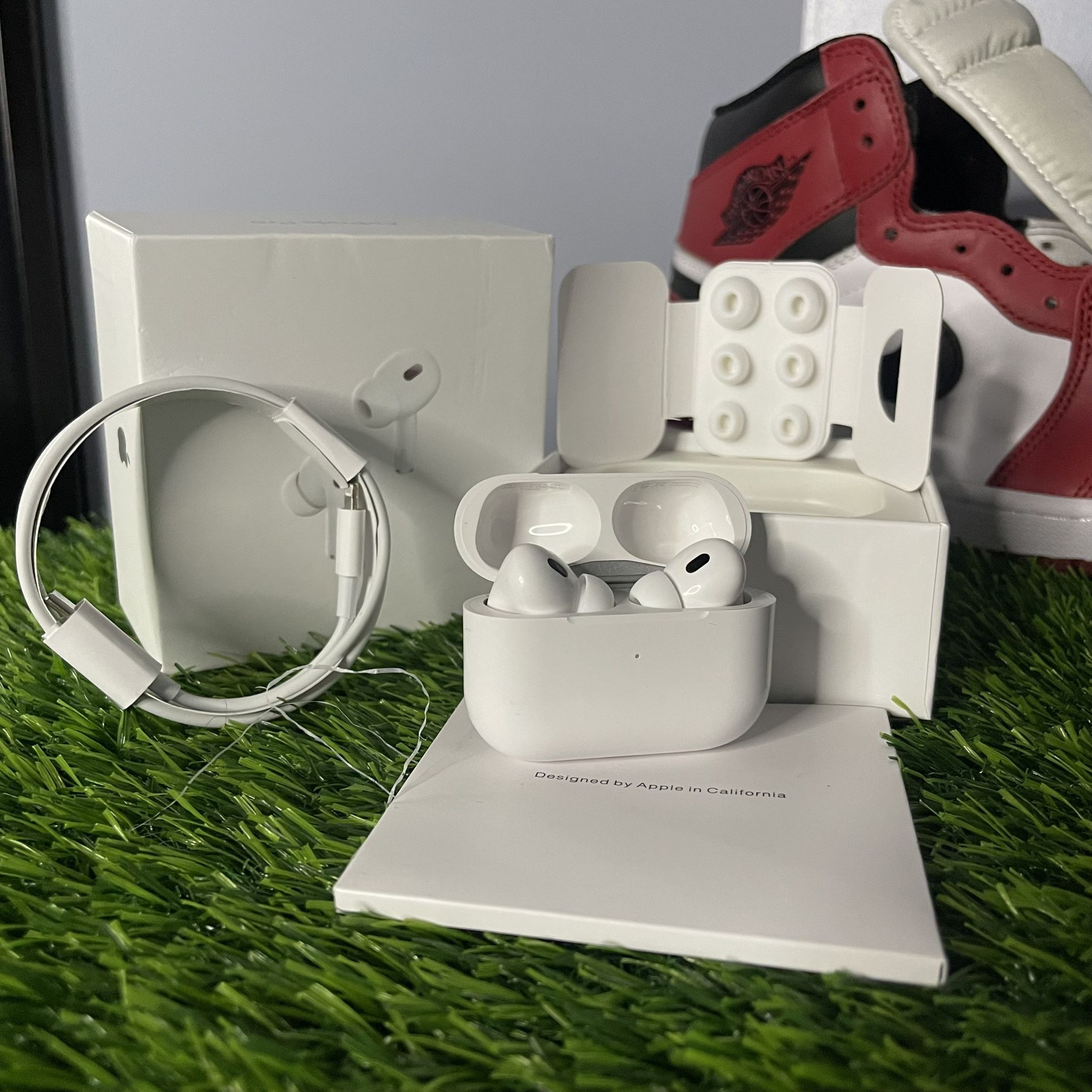 Apple AirPods Pro 2nd Generation with MagSafe Wireless Charging Case - New