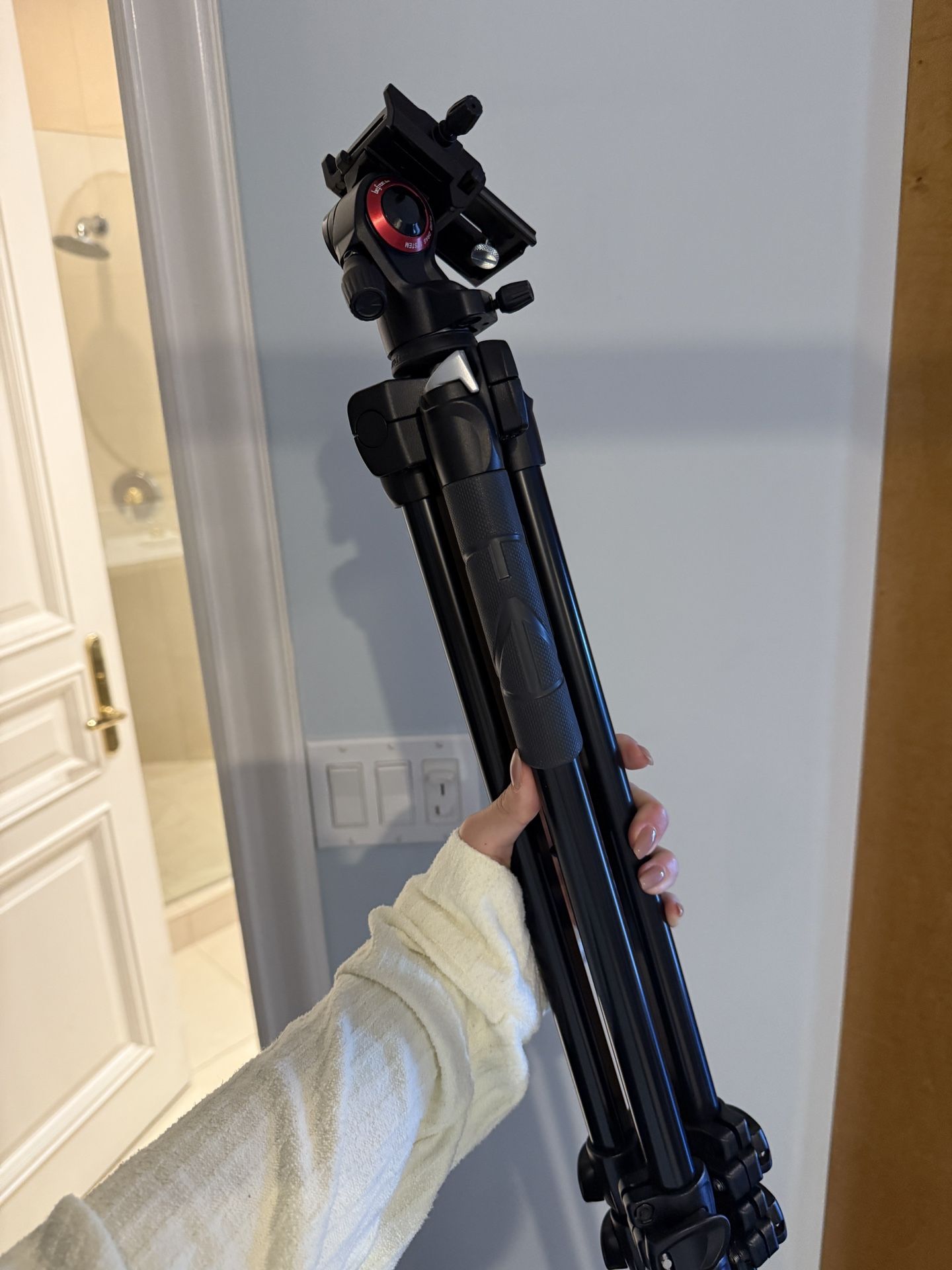 Manfrotto 290 Light Tripod