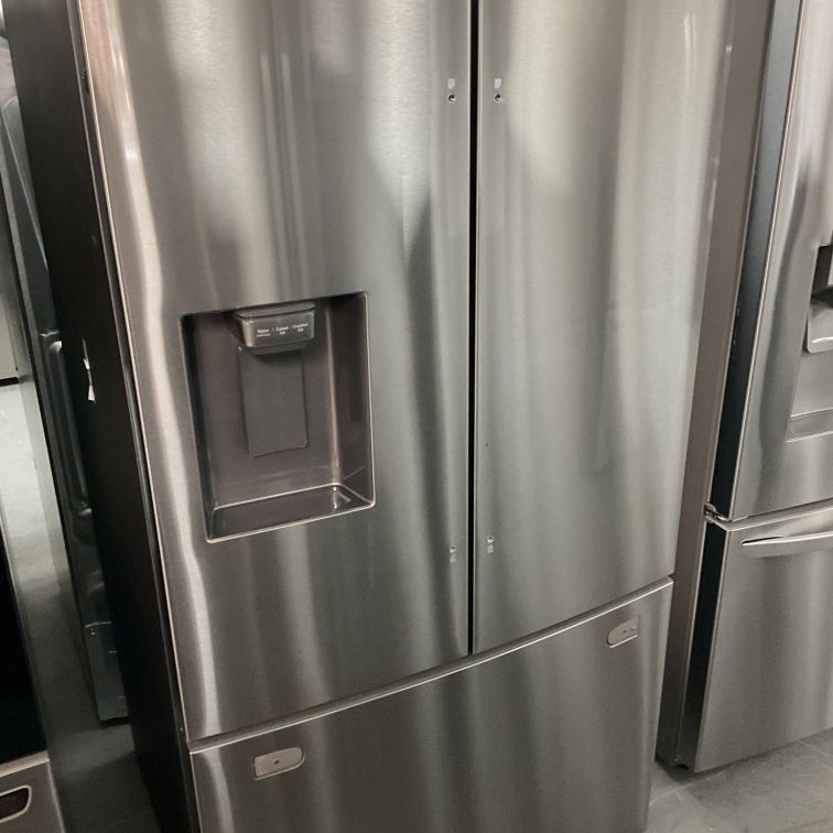 Samsung Stainless steel French Door (Refrigerator) 35 3/4 Model RF27T5201SR - A-00002730