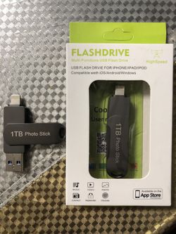 1 TB Flash Drive