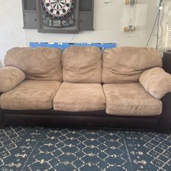 FREE COUCH