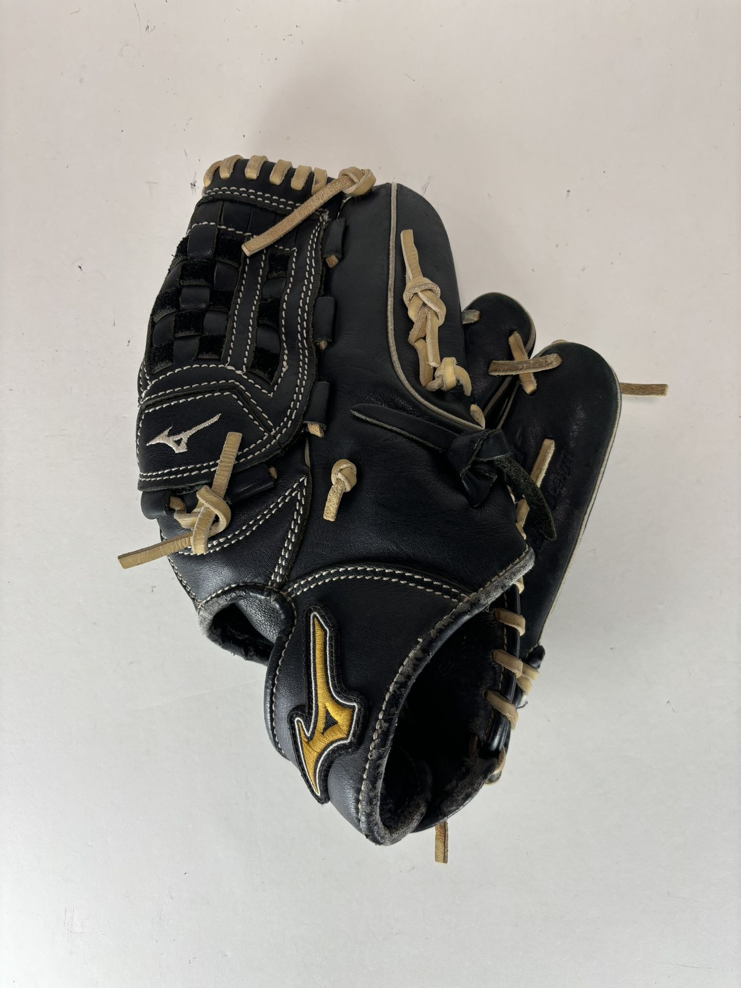 Mizuno MVP GMVP 1200SD RHT Baseball Glove Mitt