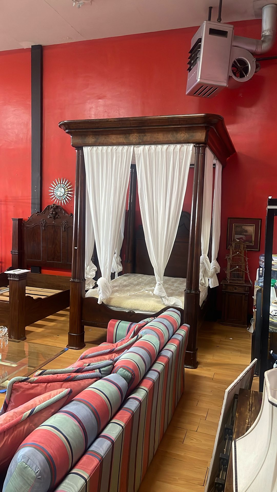 Victorian Mahogany Queen Bed