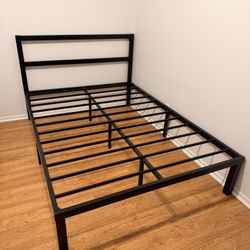 Full Size Metal Bed Frame (Black)