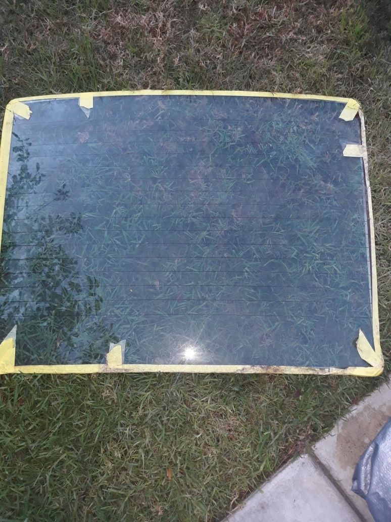 Back windshield