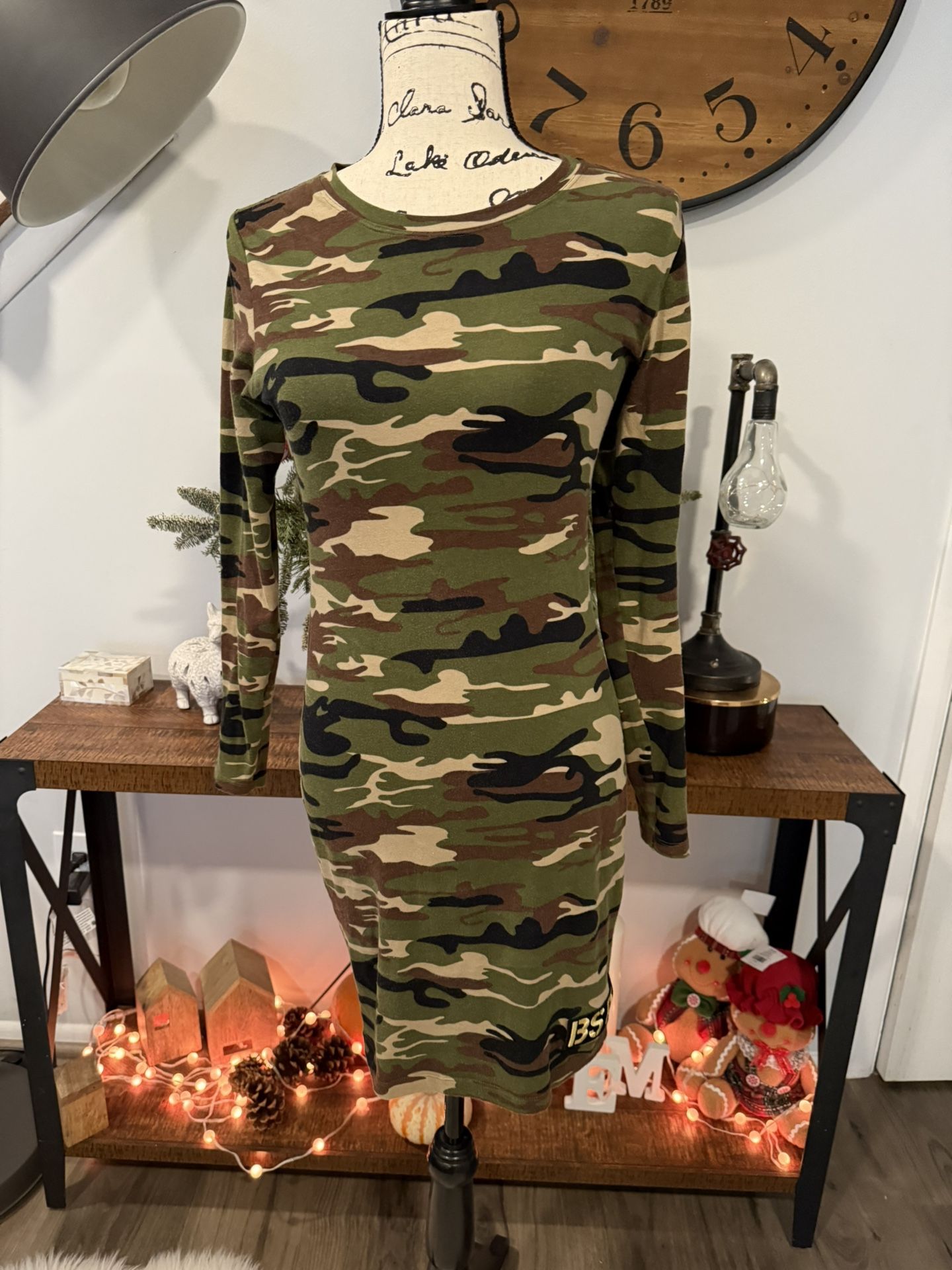 Black Star Military Dress Size M