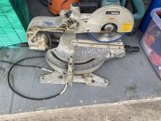 Makita  Saw