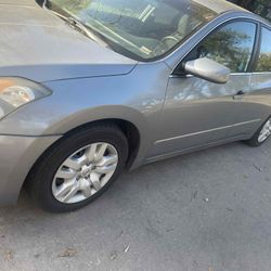 2009 Nissan Altima 