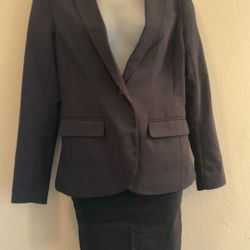 Elegant Black Women's Blazer with Black Pencil Skirt