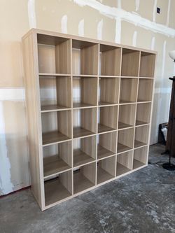 Bookshelf