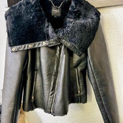 BEBE FAUX Fur  SHEARLING  JACKET size M Motorcycle Jacket Black Super Warm