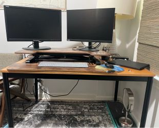 Standing desk converter