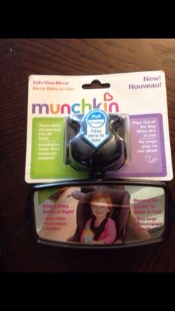 munchkin safe view mirror.
