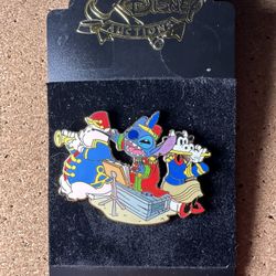 Disney Pin DS Stitch as Bandleader Clarabell Cow LE250