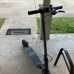 Adult Electric Scooter - Goes 20 MPH