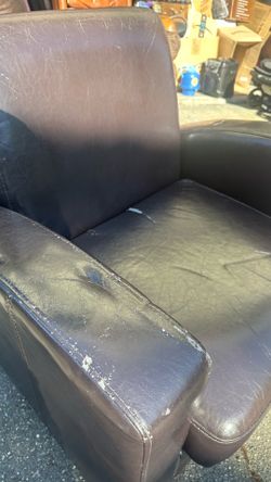Love seat