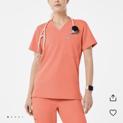New Figs Scrubs Small Reg 