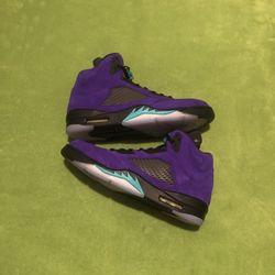 Jordan retro 5 Alternate grape