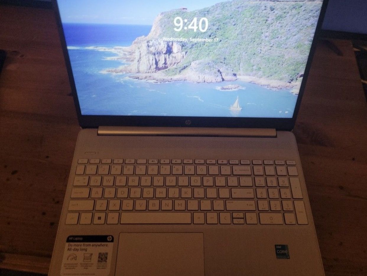 HP LAPTOP