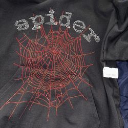 Spider Hoodie Size L