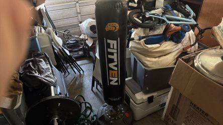 FITVEN heavy punching bag