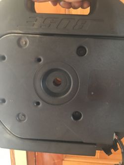 Oem Nissan murano bose subwoofer