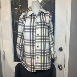 Old Navy Plaid Shacket | Cozy Button-Up Jacket 