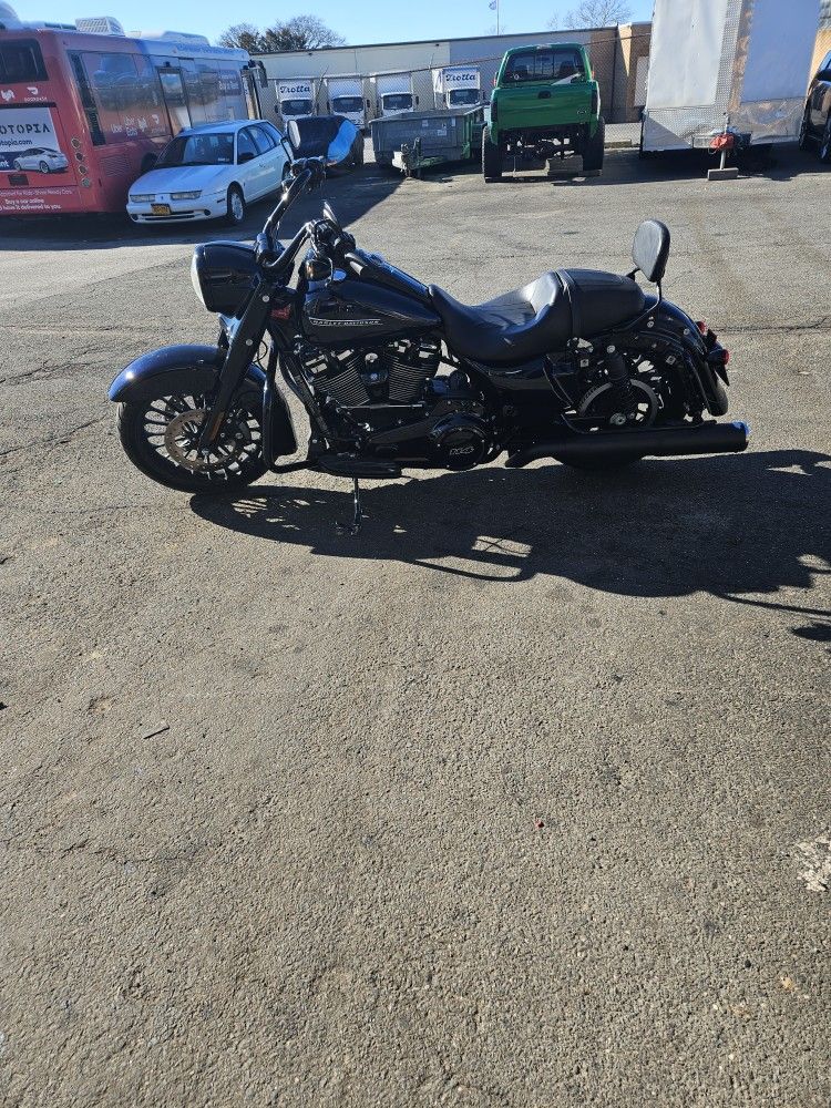 2019 Harley davidson Road King Special